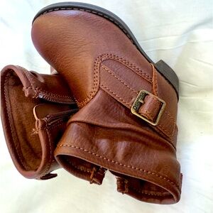 Oshkosh Bigosh New without tags Toddler size 4 brown